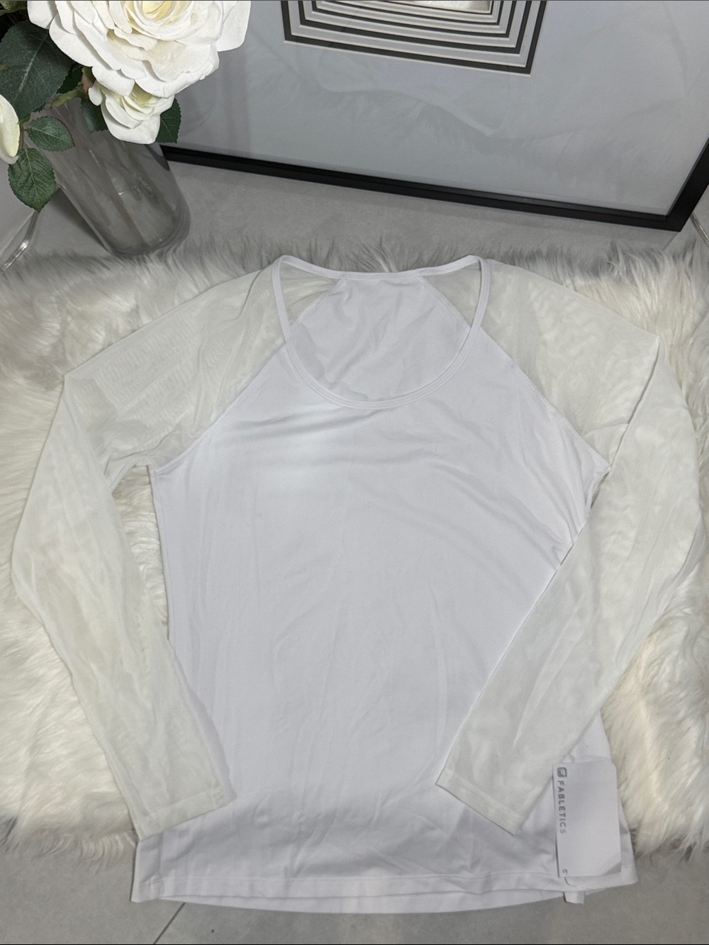 NWT Fabletics Helena White Breathable Power Mesh Long-Sleeve Moisture Wicking- L